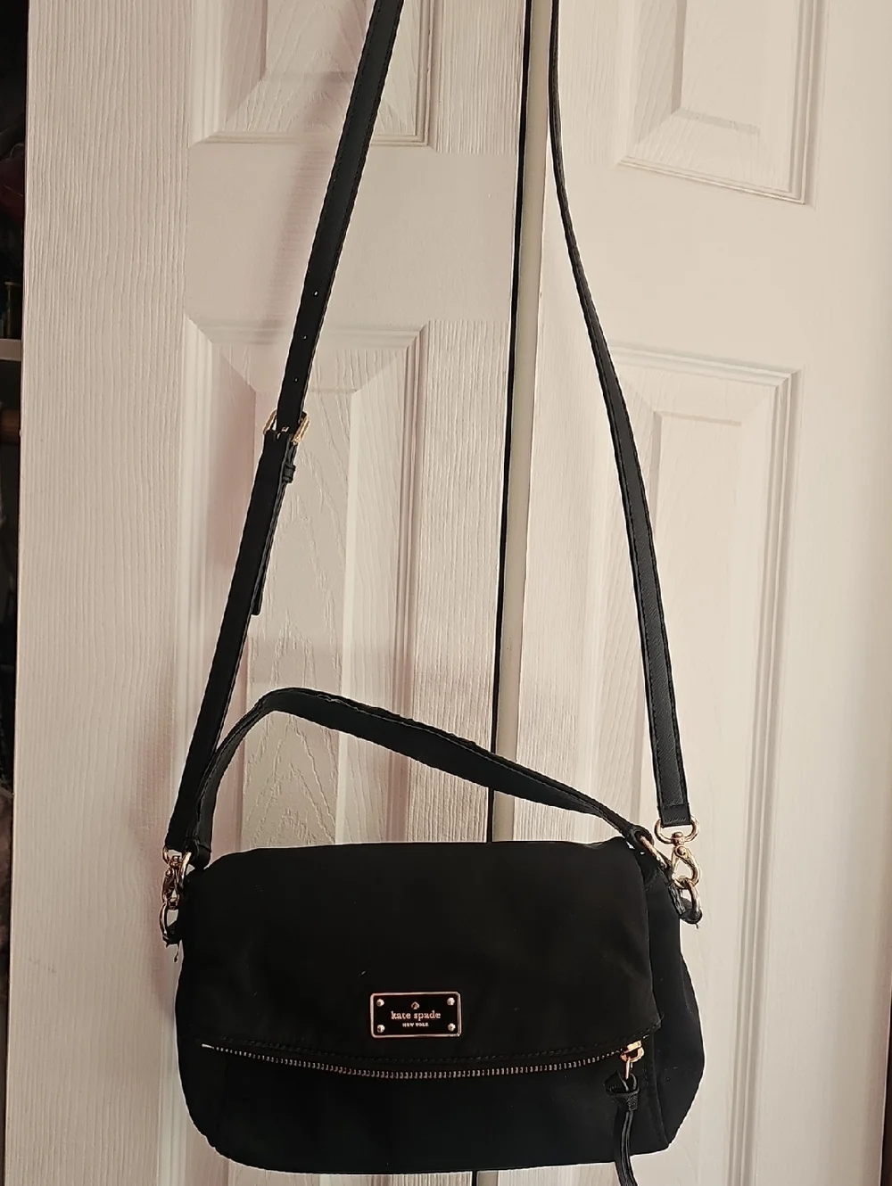 kate spade Black Crossbody Bag with Gold Hardware - Picture 1 of 9